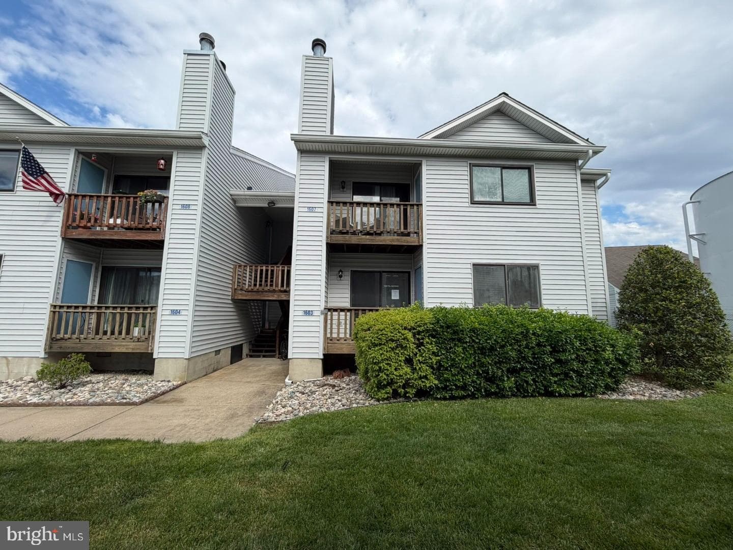 1603 Marion Quimby Drive photo 1
