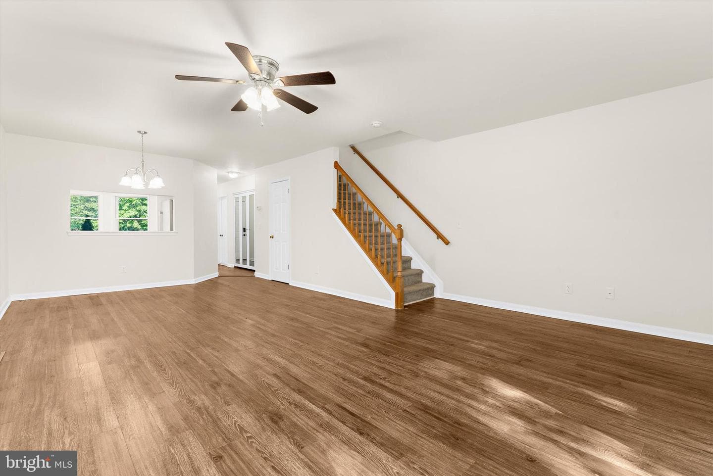 5011 Bridgepointe Drive photo 12