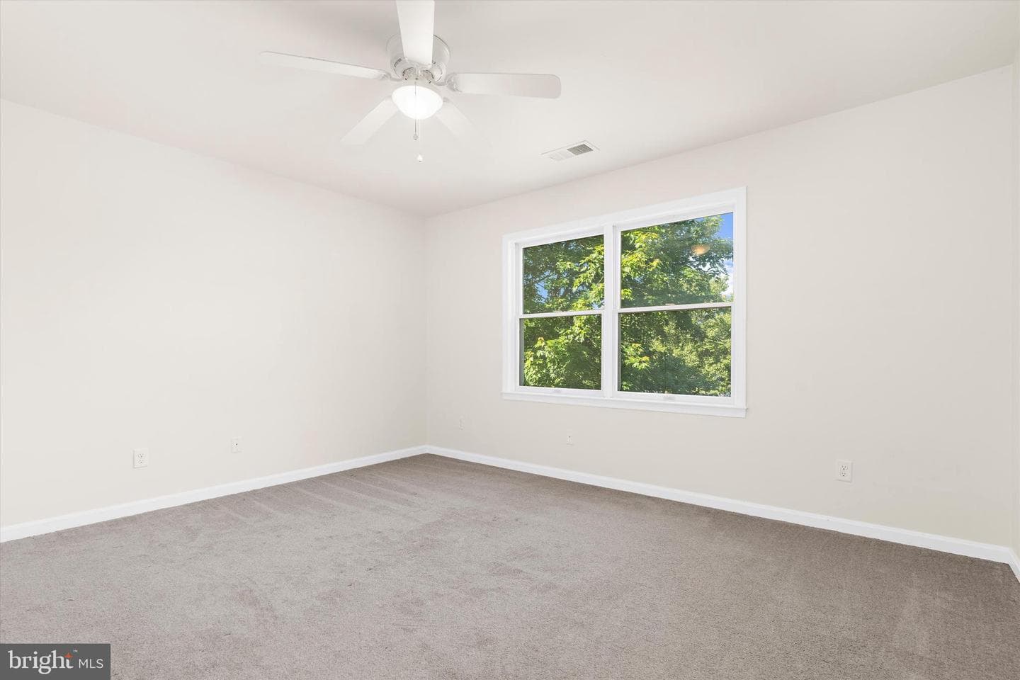 5011 Bridgepointe Drive photo 24