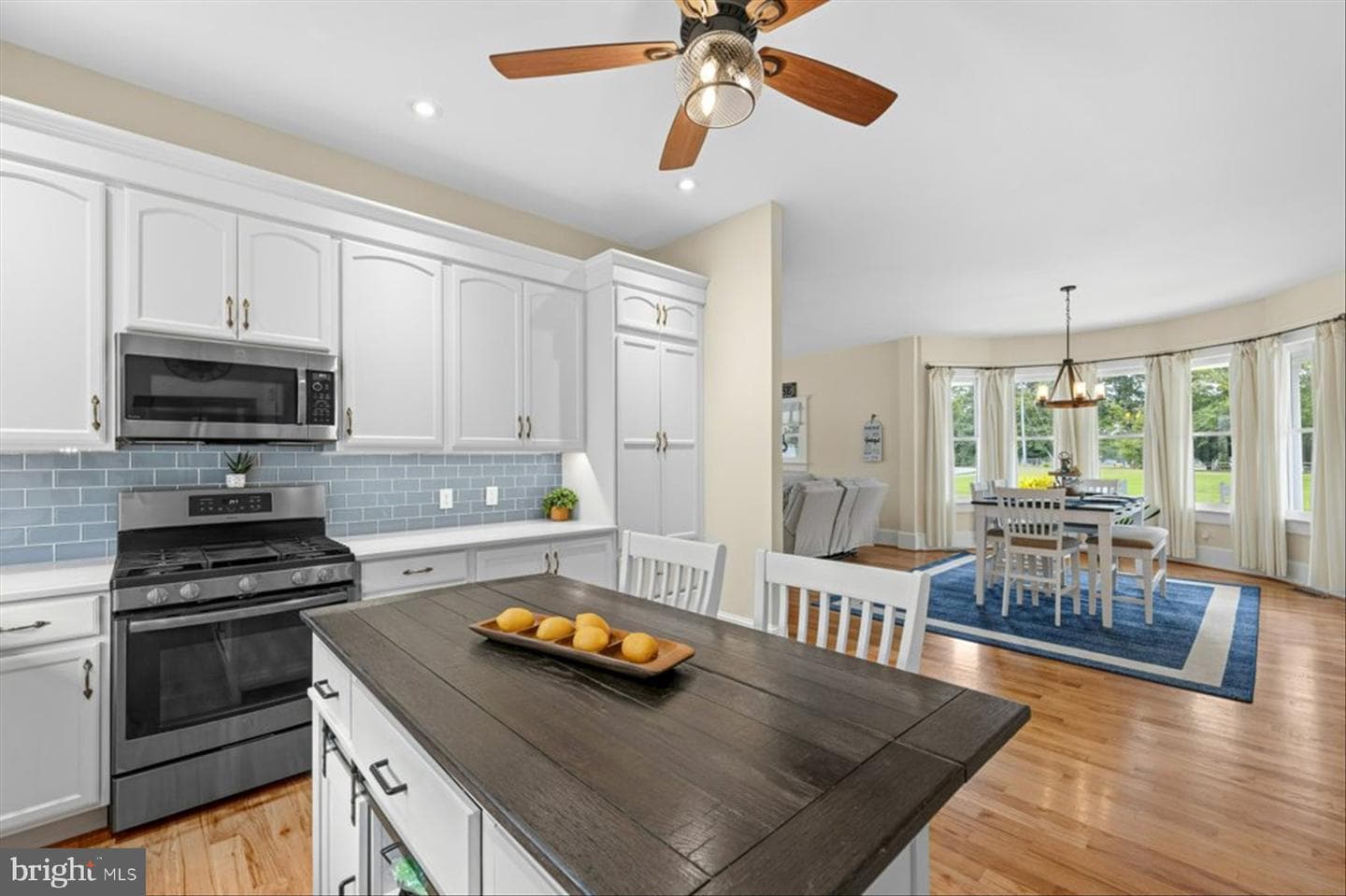 108 Maple Avenue photo 11