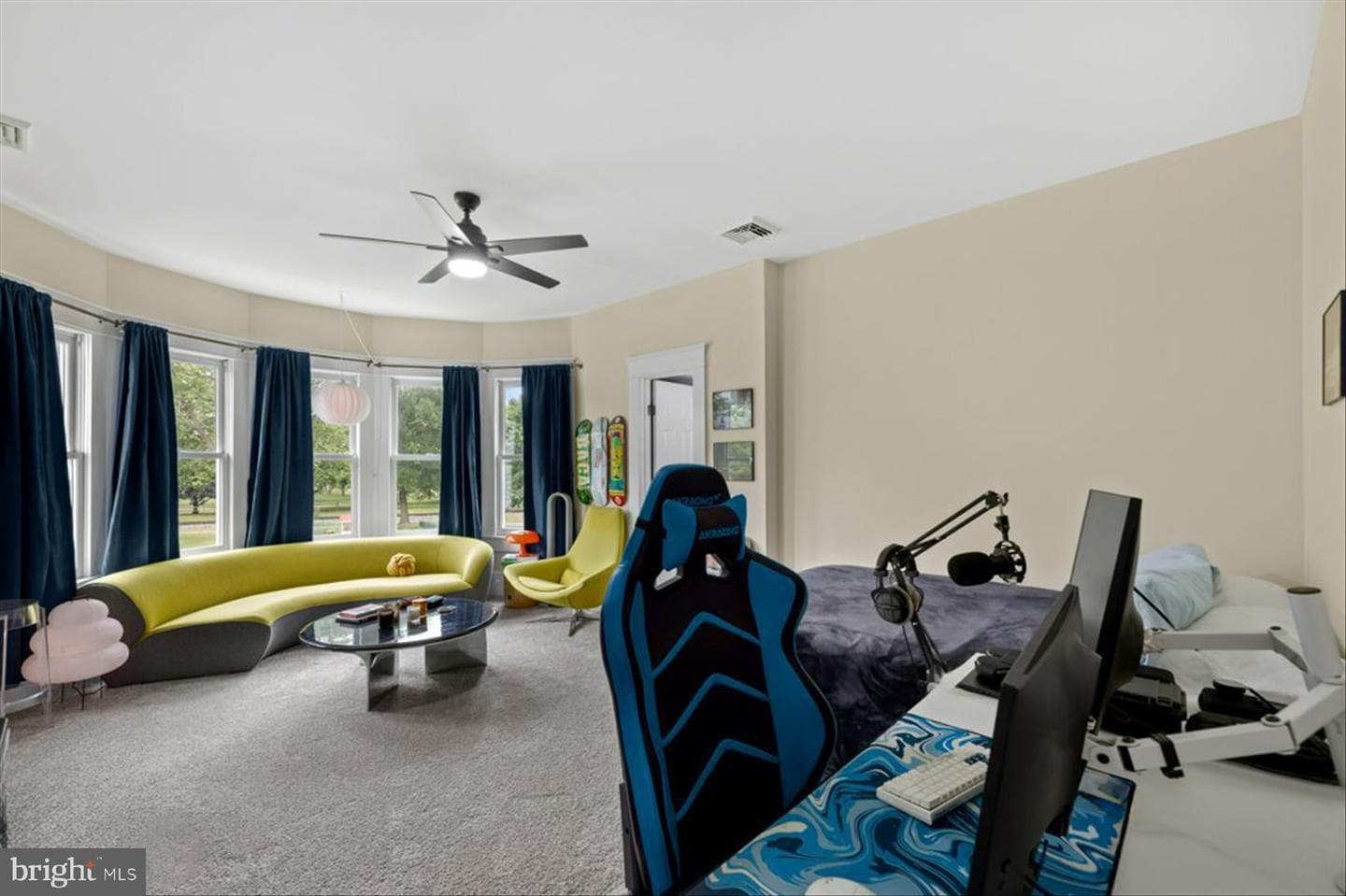 108 Maple Avenue photo 40