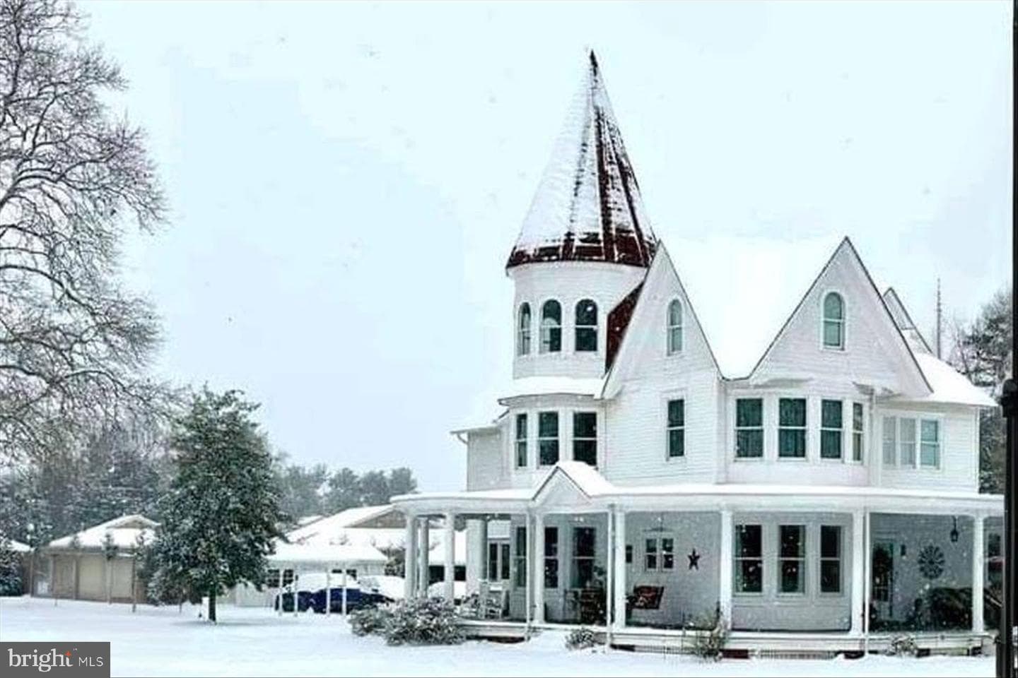108 Maple Avenue photo 59