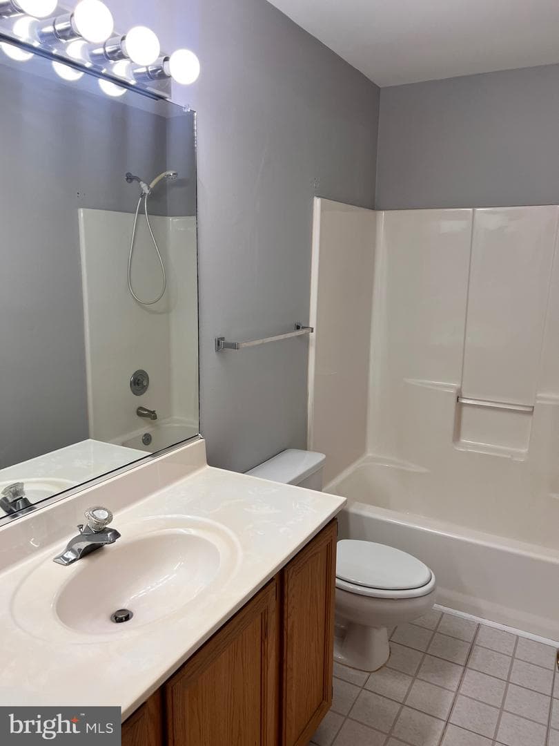 6005 Bridgepointe Drive photo 31