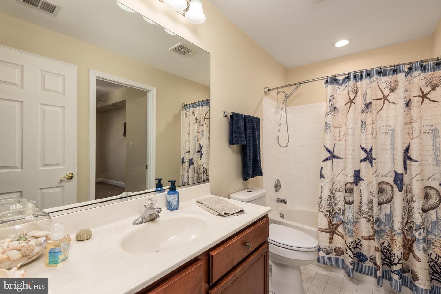 1805 Marion Quimby Drive photo 17