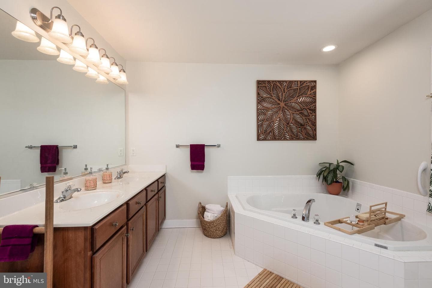 1805 Marion Quimby Drive photo 24