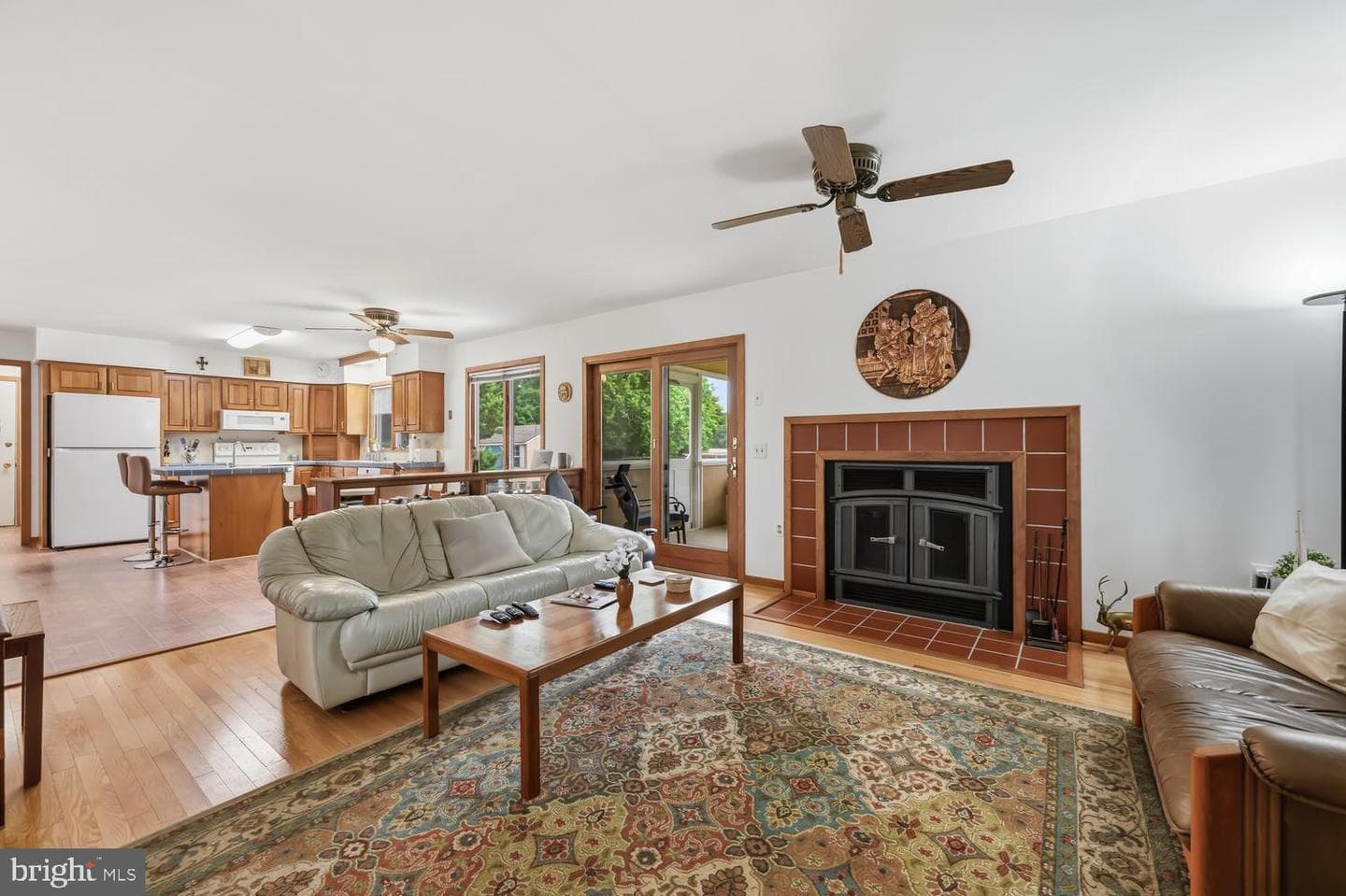 108 Prospect Bay Drive W photo 11