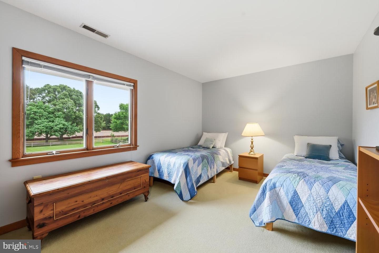 108 Prospect Bay Drive W photo 26