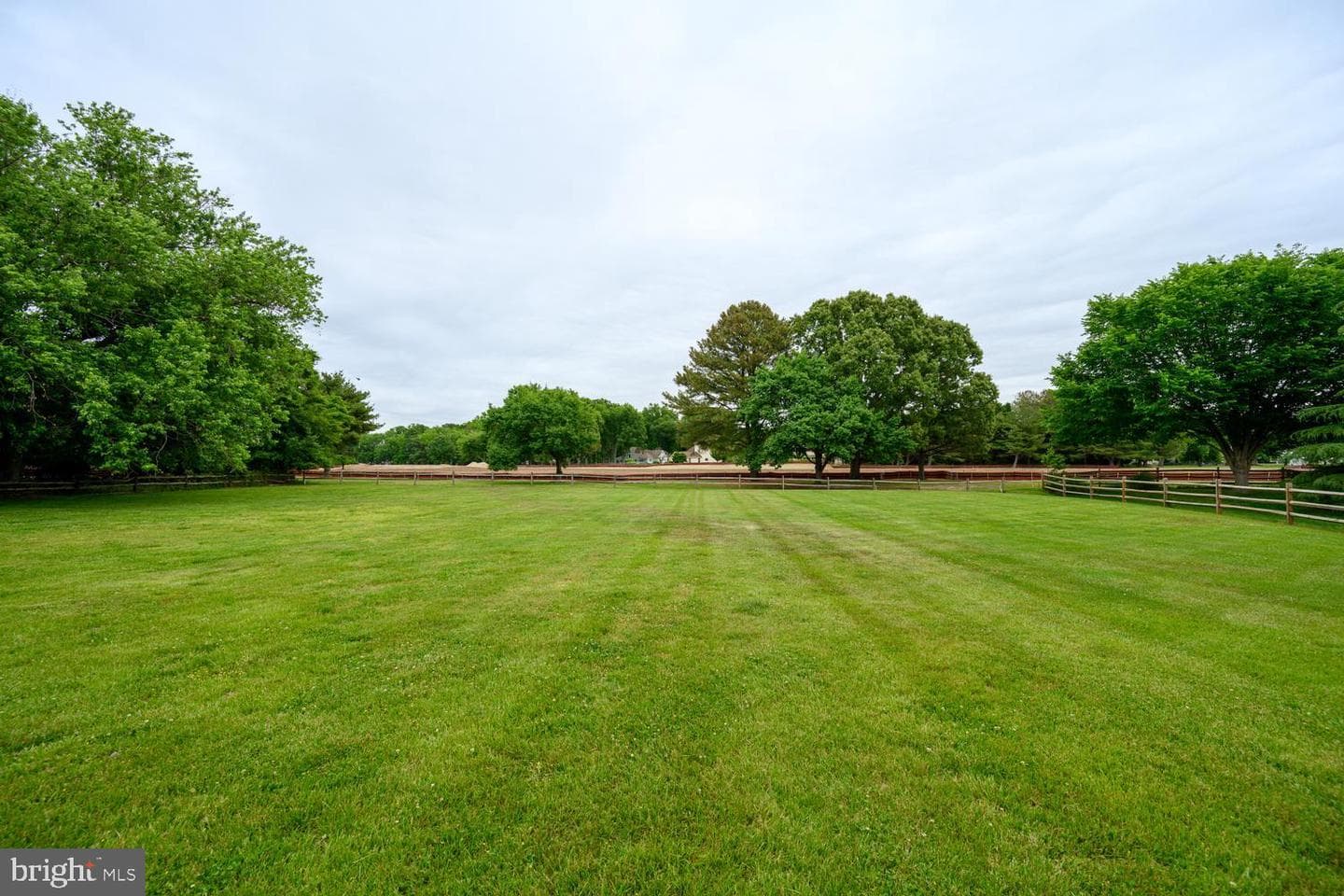 108 Prospect Bay Drive W photo 31