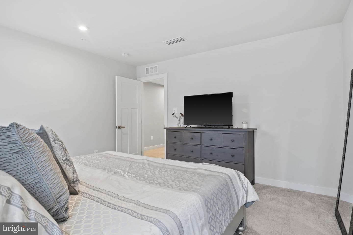 117 Perrys Retreat Boulevard photo 26