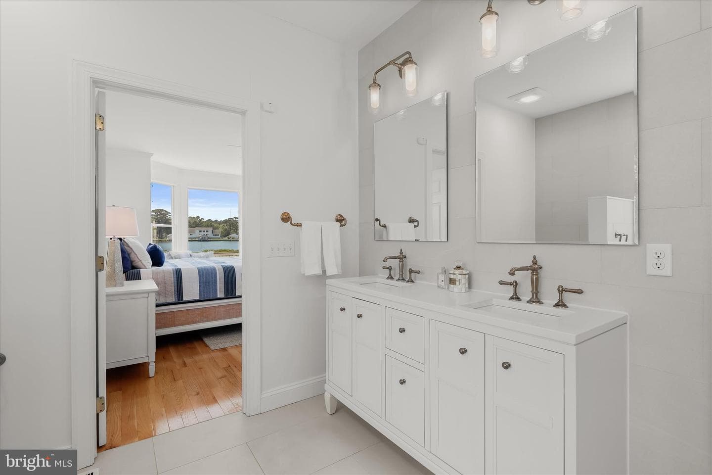 109 Starboard Court photo 43