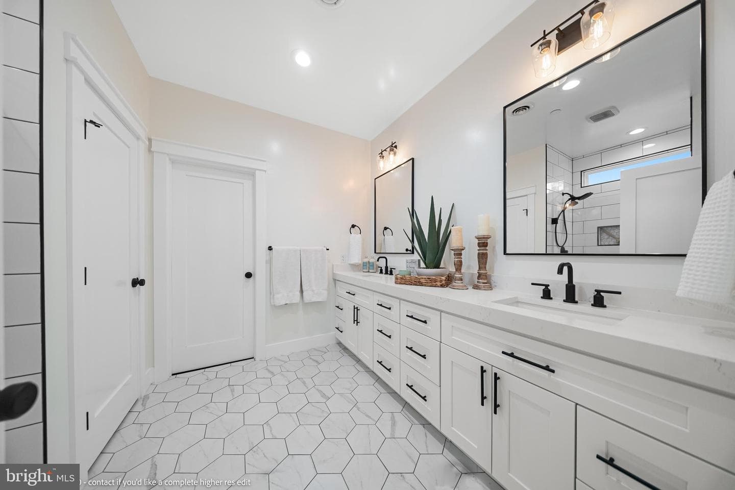 201 Ackerman Drive photo 16
