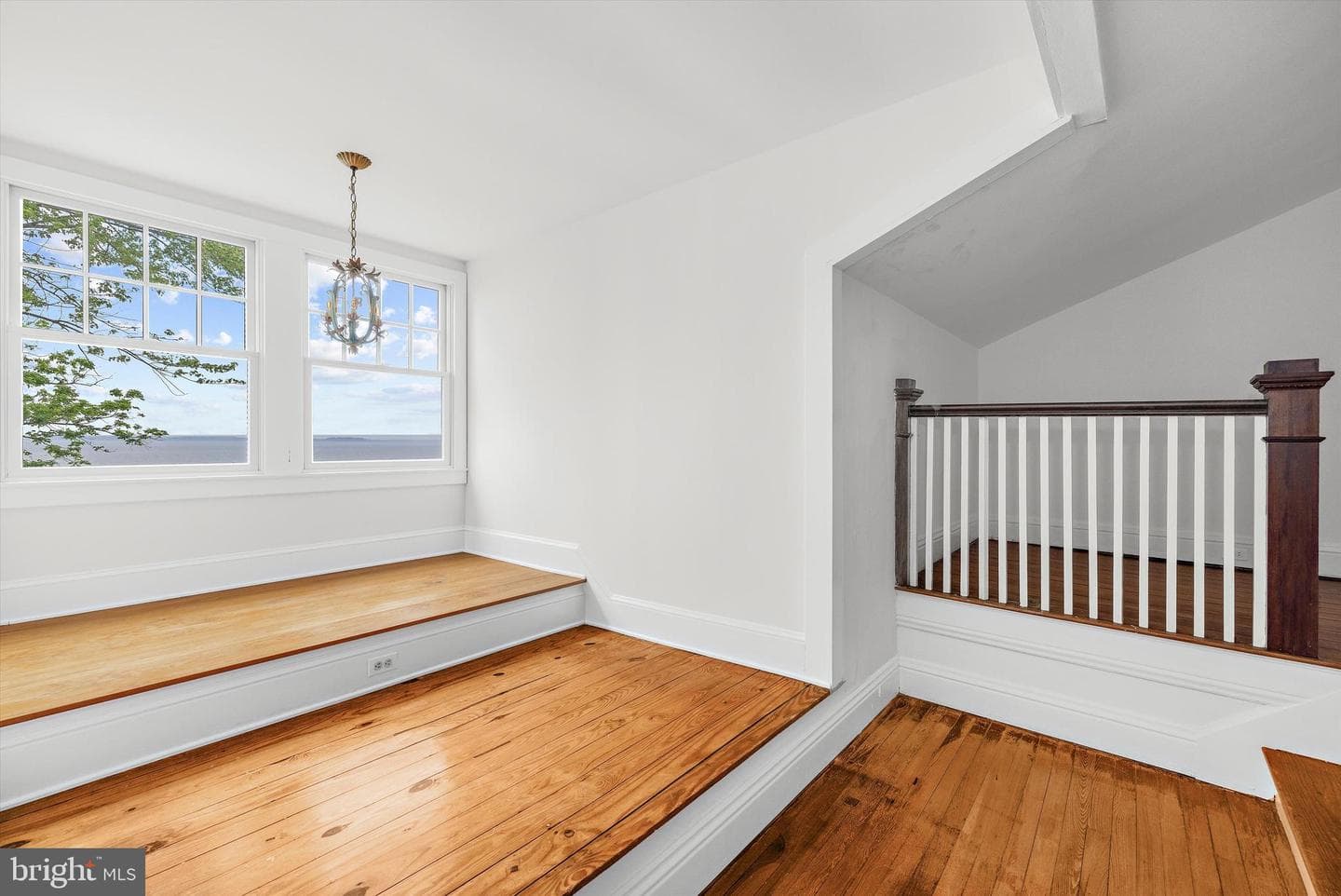 500 Nesbit Road photo 28