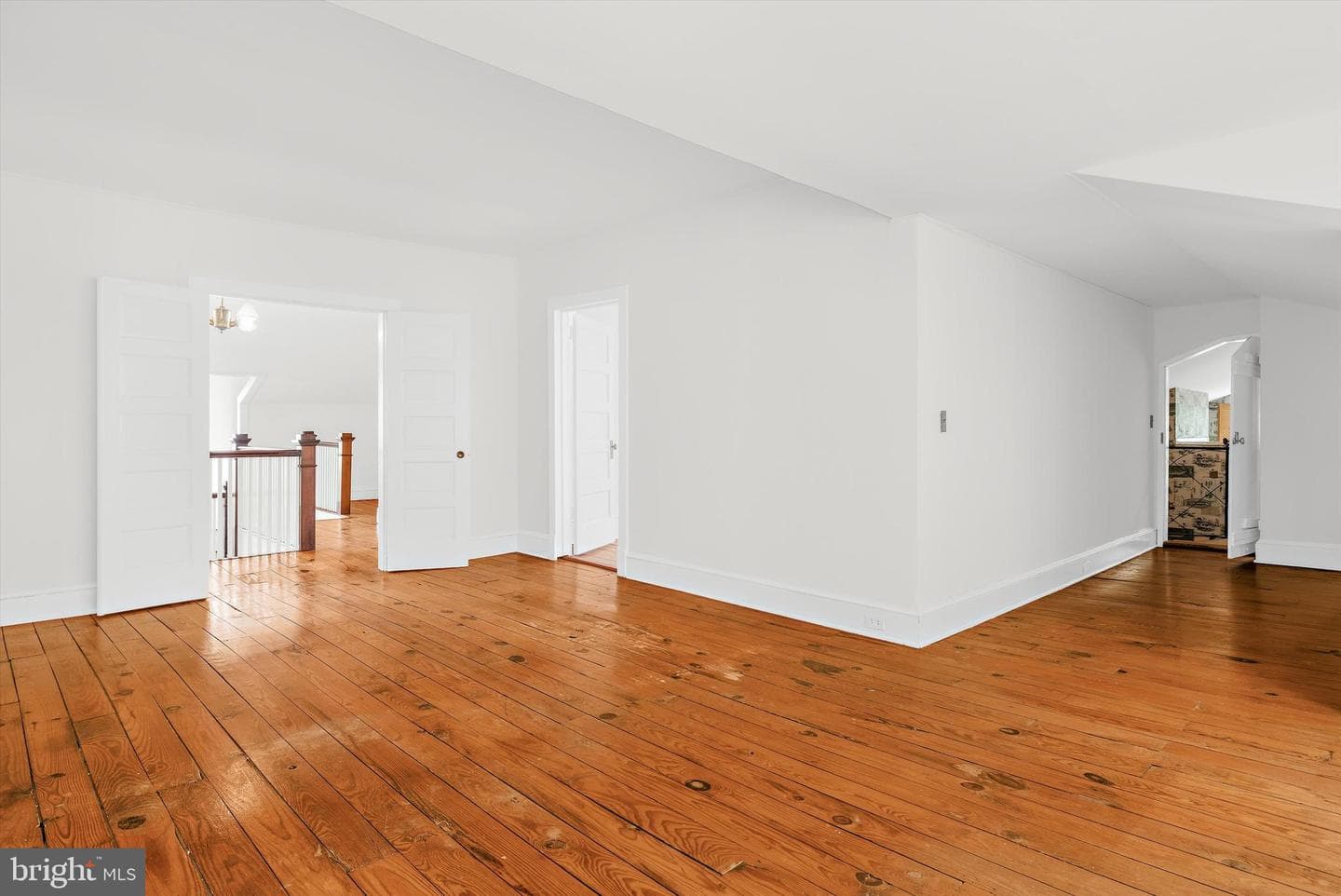 500 Nesbit Road photo 29