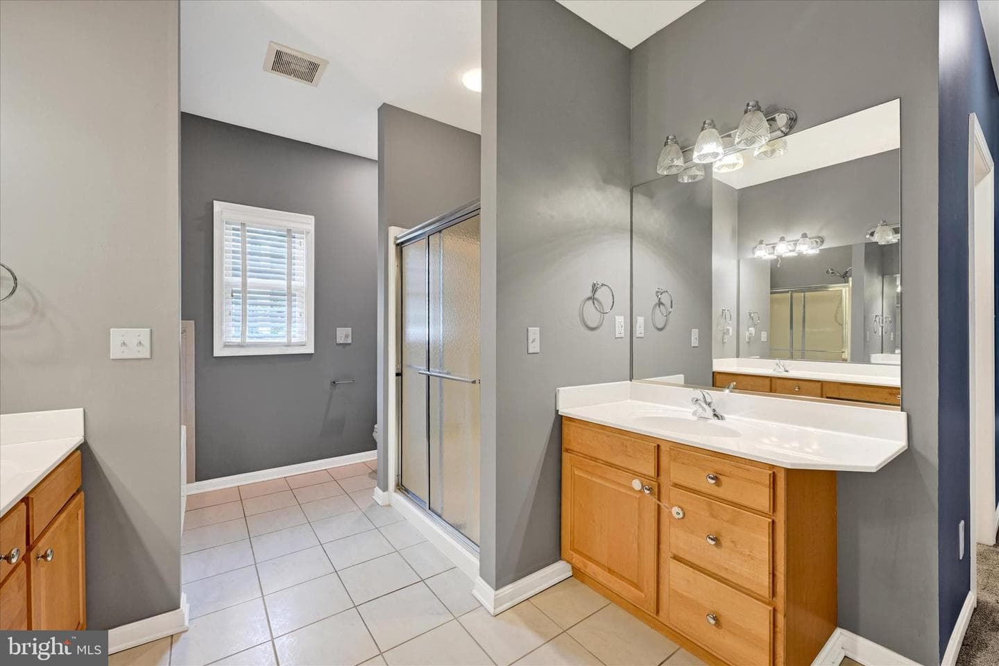 1024 Avalon Court photo 40
