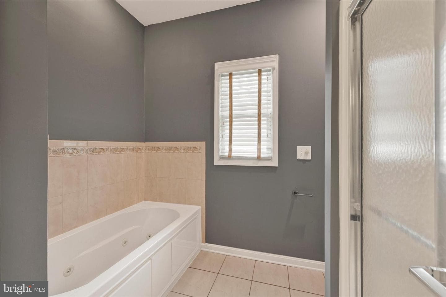 1024 Avalon Court photo 42