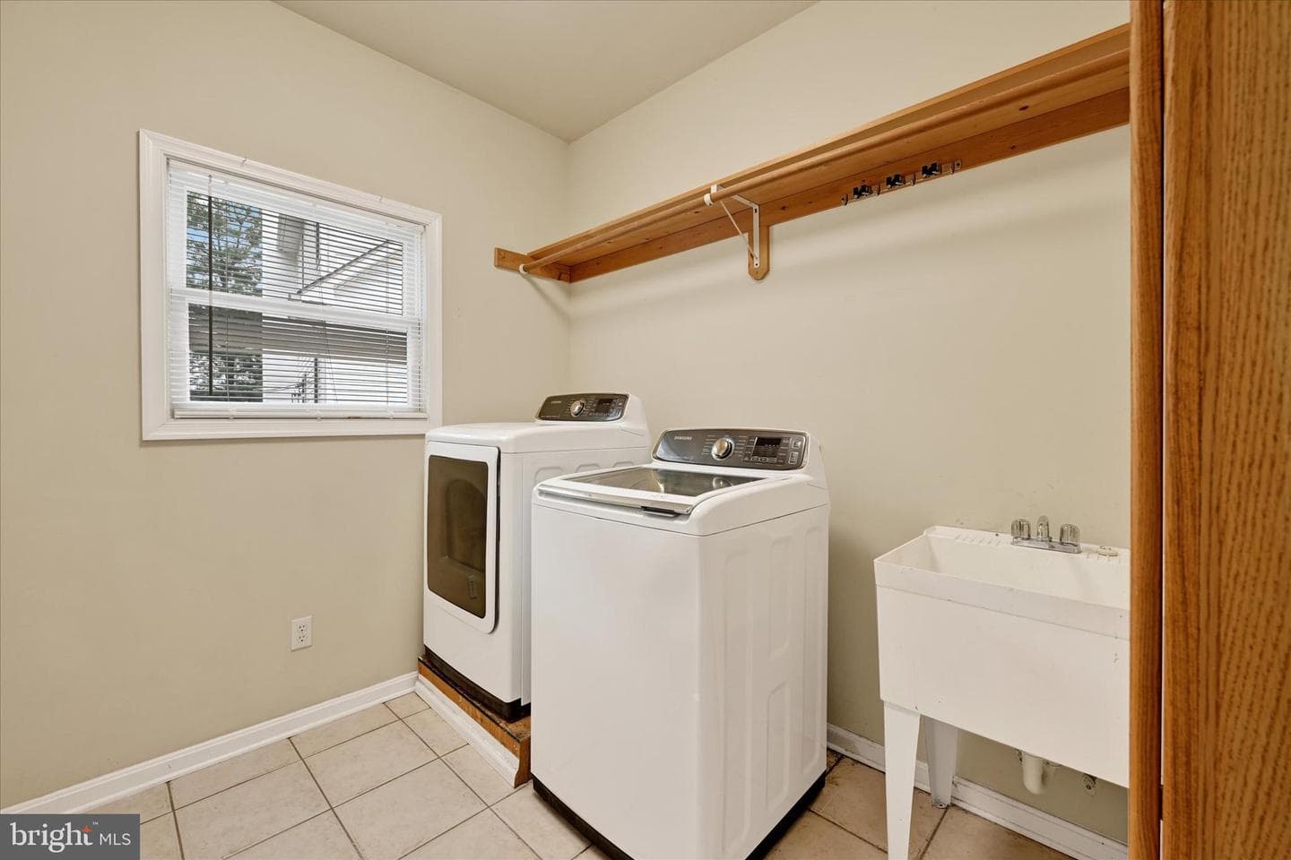 1024 Avalon Court photo 46