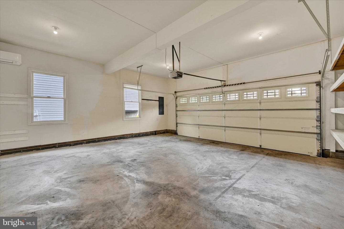 1024 Avalon Court photo 59
