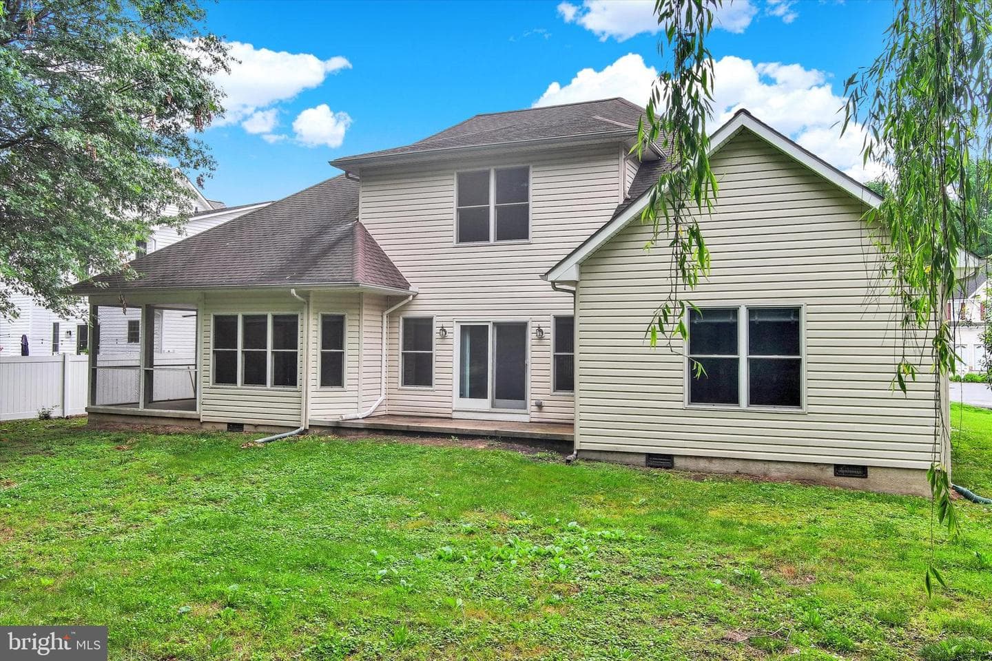1024 Avalon Court photo 64