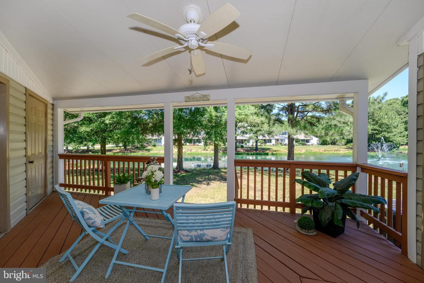 7013 Bridgepointe Drive photo 10