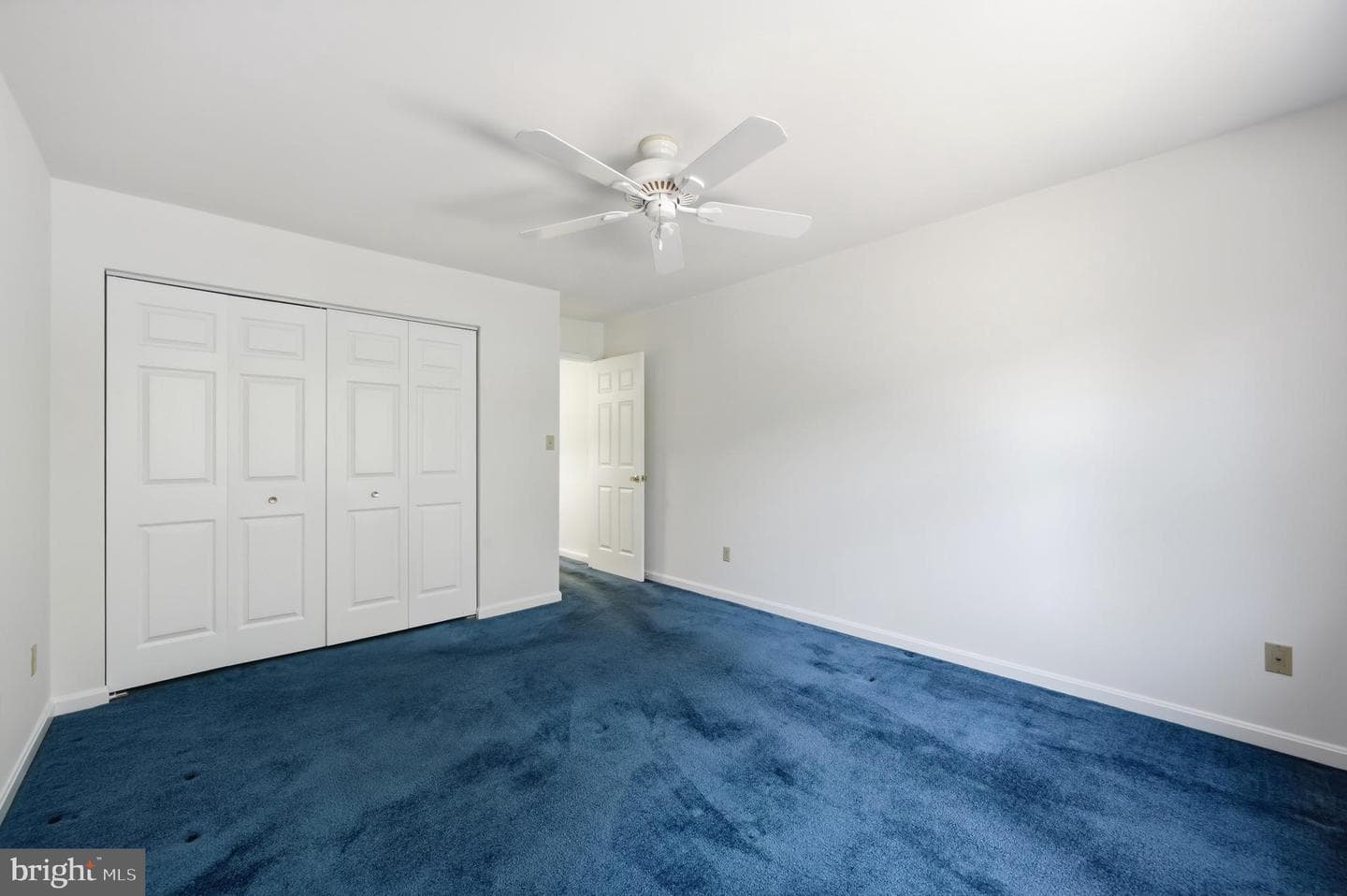 7013 Bridgepointe Drive photo 38
