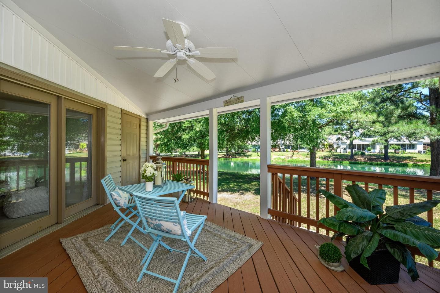 7013 Bridgepointe Drive photo 9