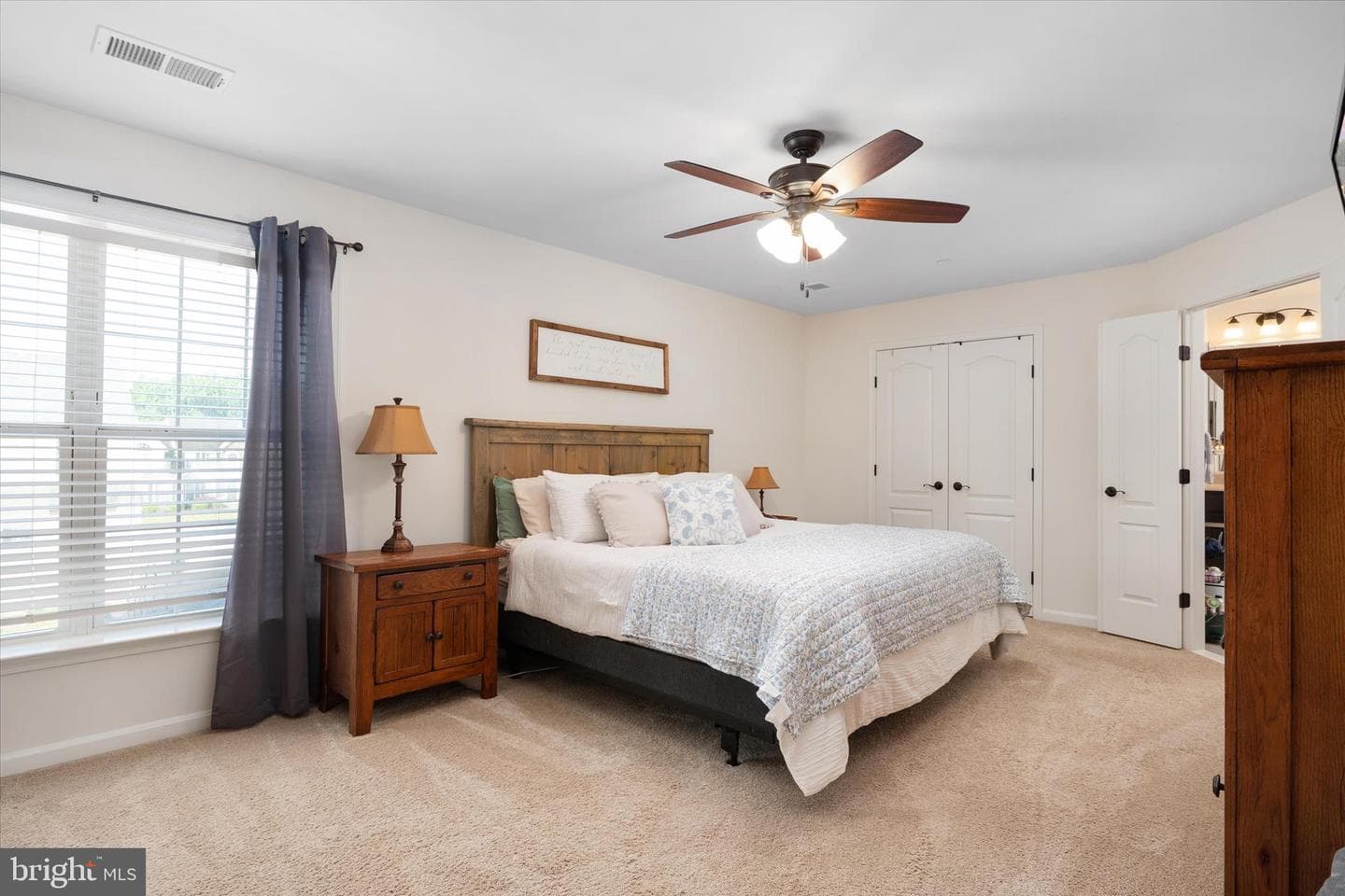 126 E Brook Drive photo 17