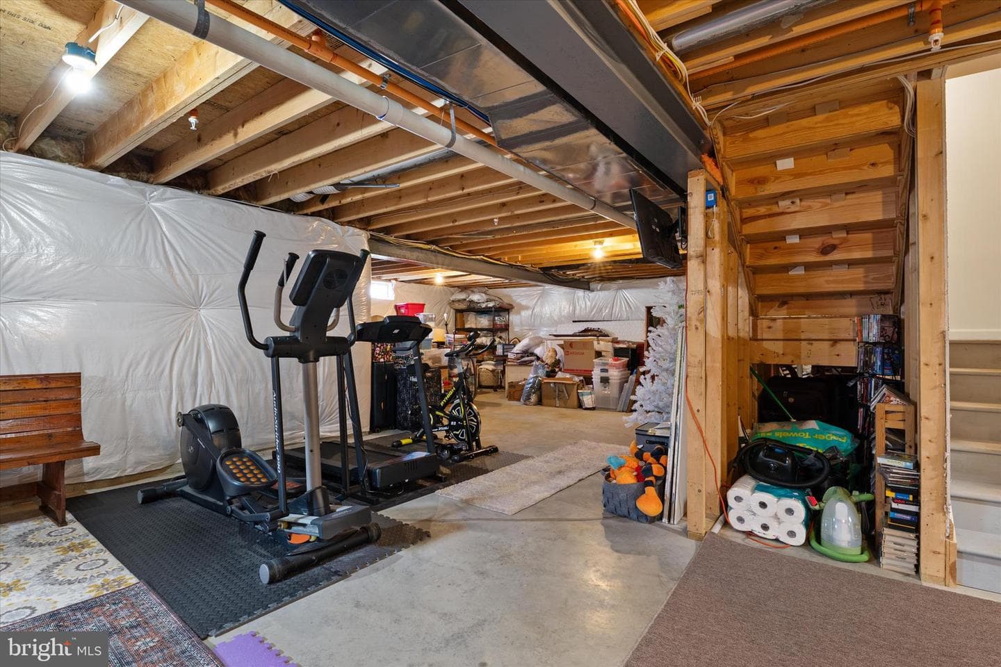 126 E Brook Drive photo 31