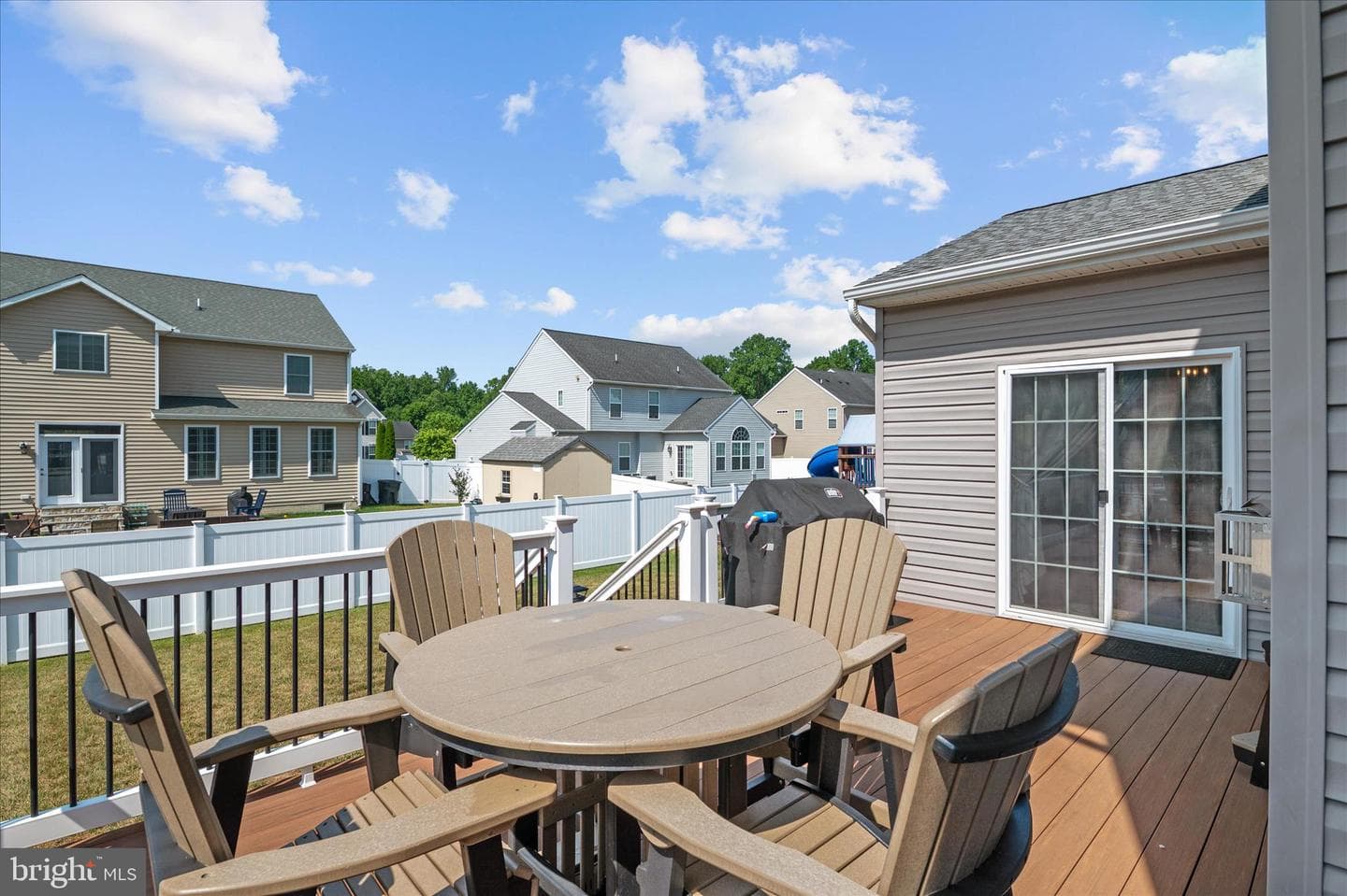 126 E Brook Drive photo 38
