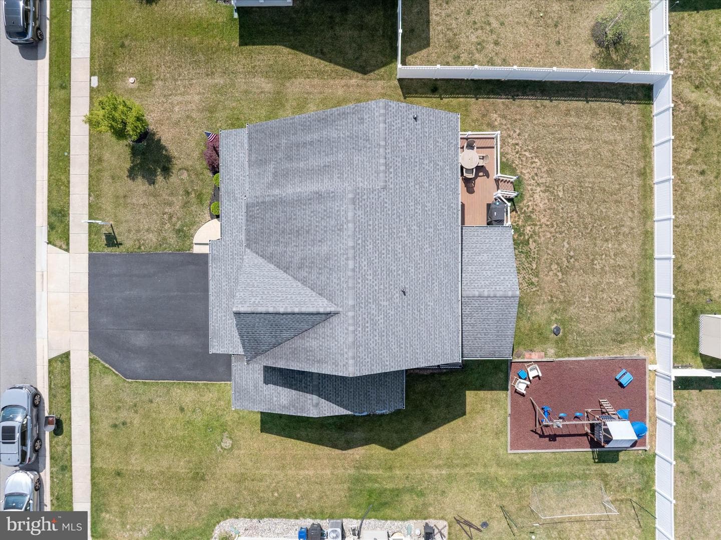 126 E Brook Drive photo 59