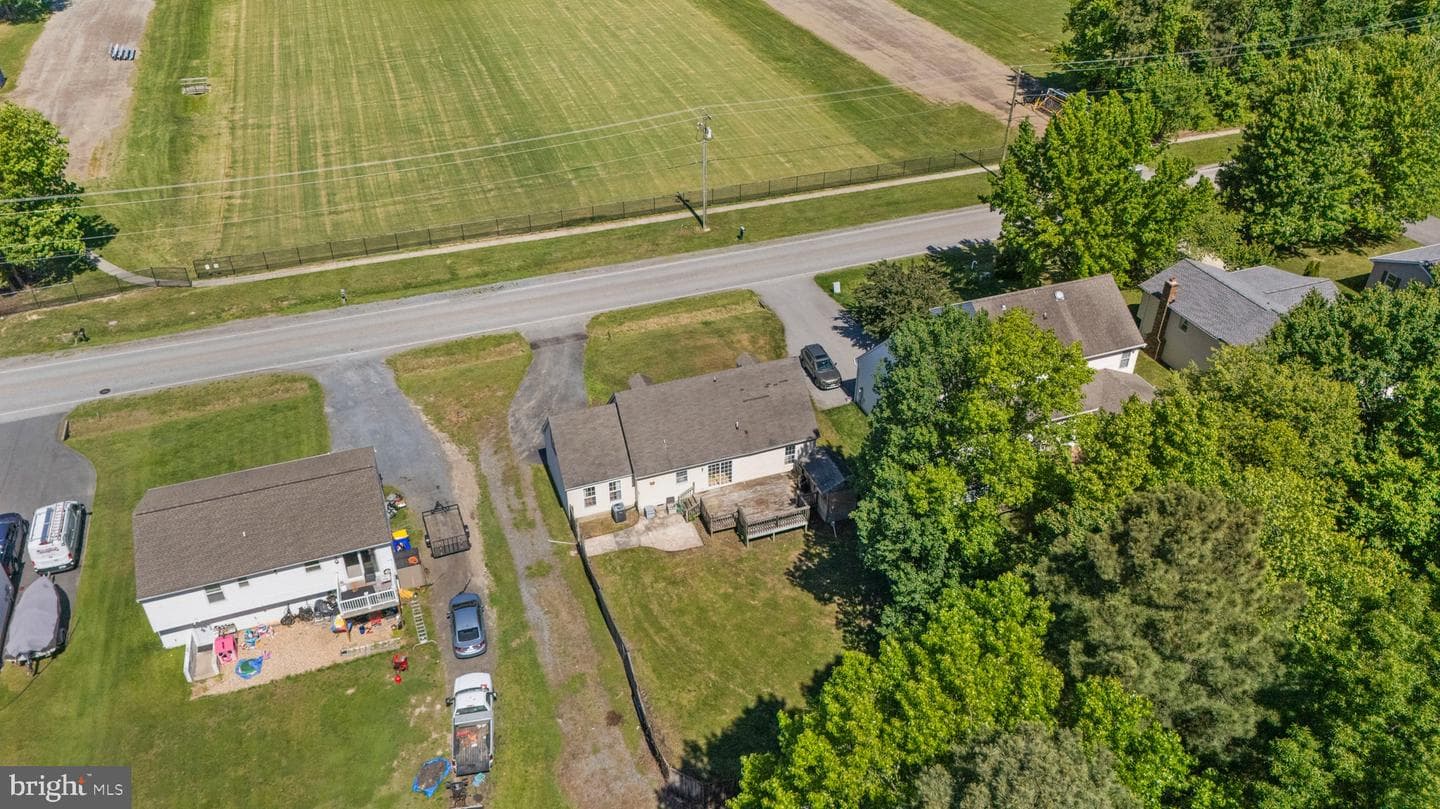 606 Old Love Point Road photo 59