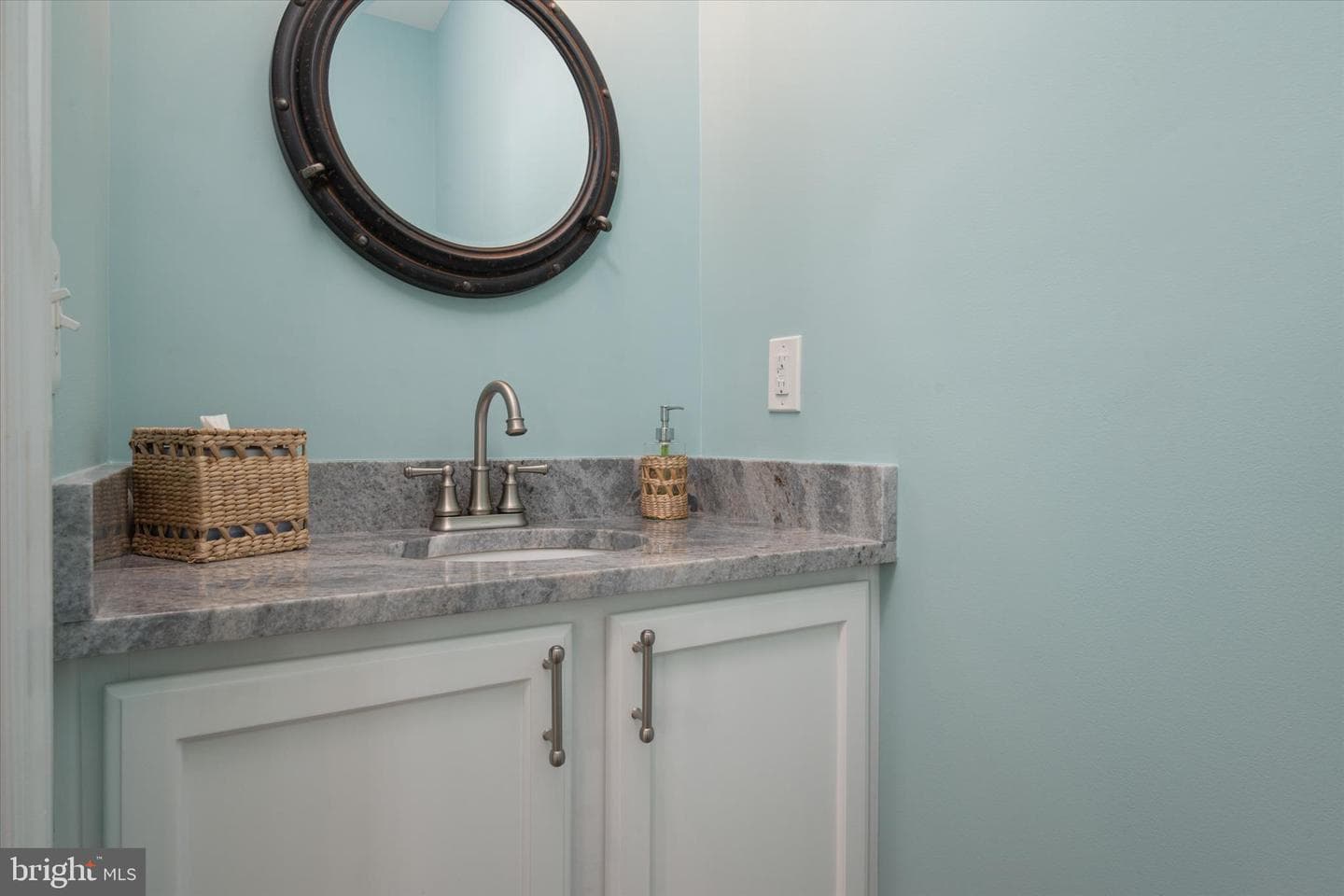 115 Gibson Circle photo 16