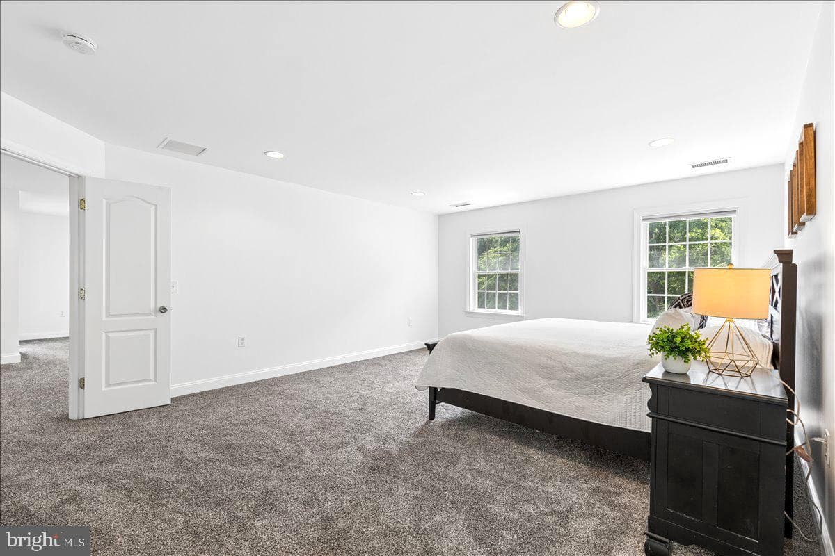 102 Little Neck Road photo 51