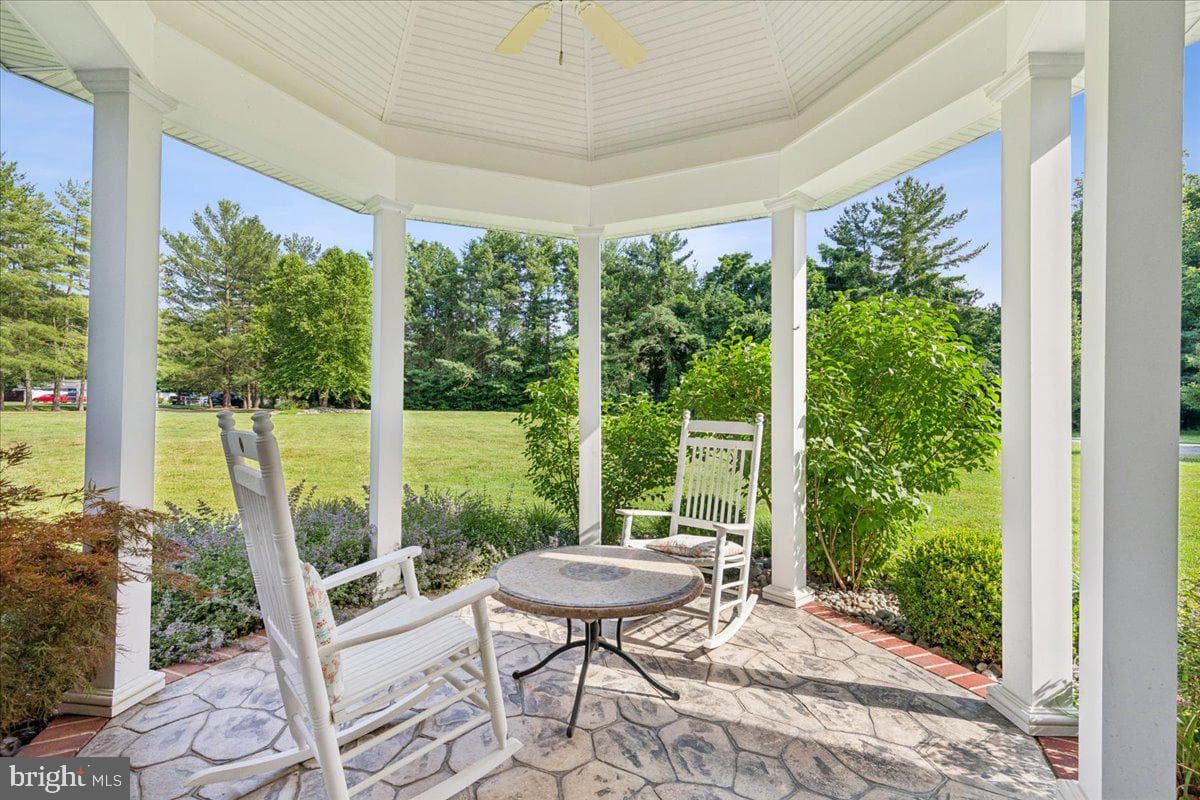 102 Little Neck Road photo 66