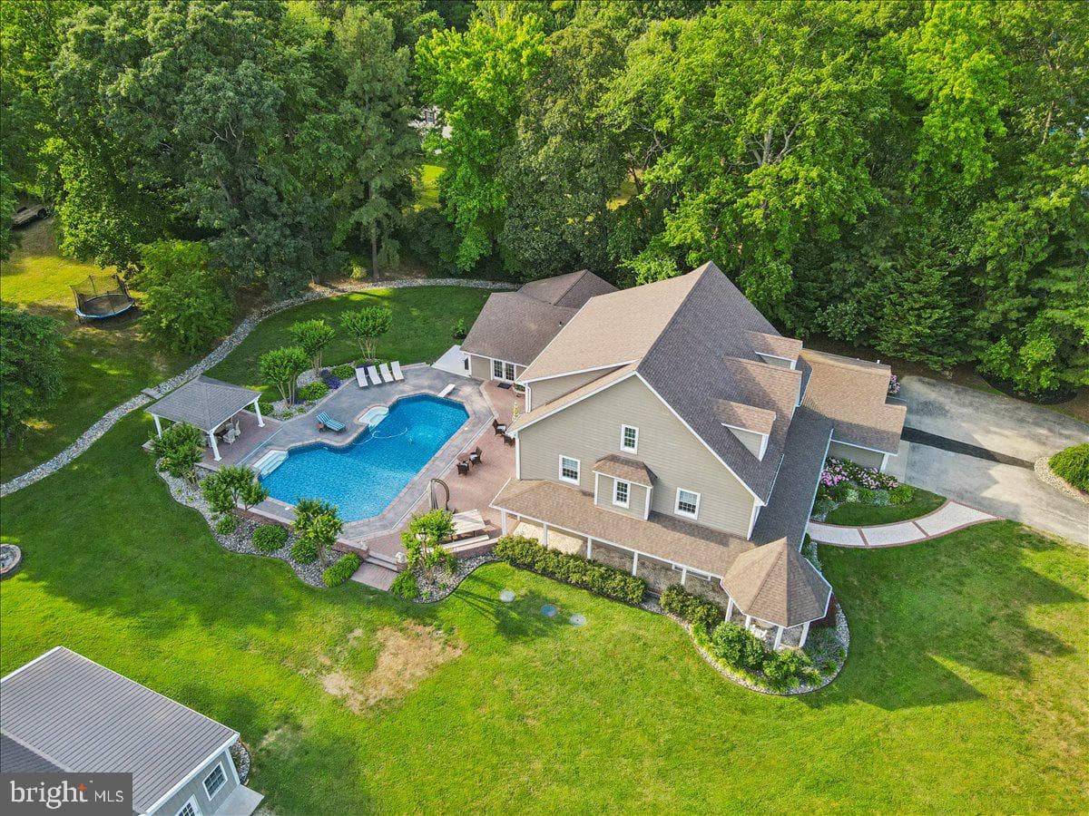 102 Little Neck Road photo 73