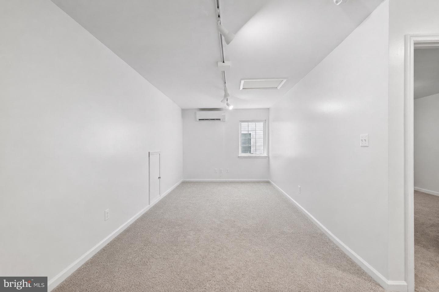 128 Allison Jane Drive photo 17