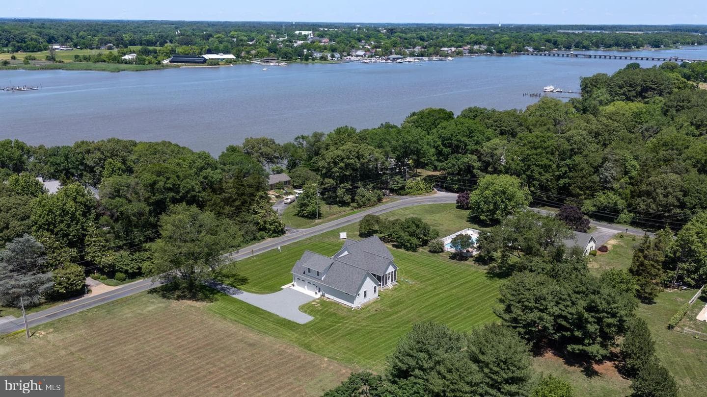 205 River Road photo 57
