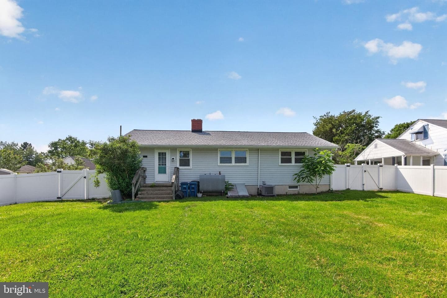 112 Walnut Street photo 10