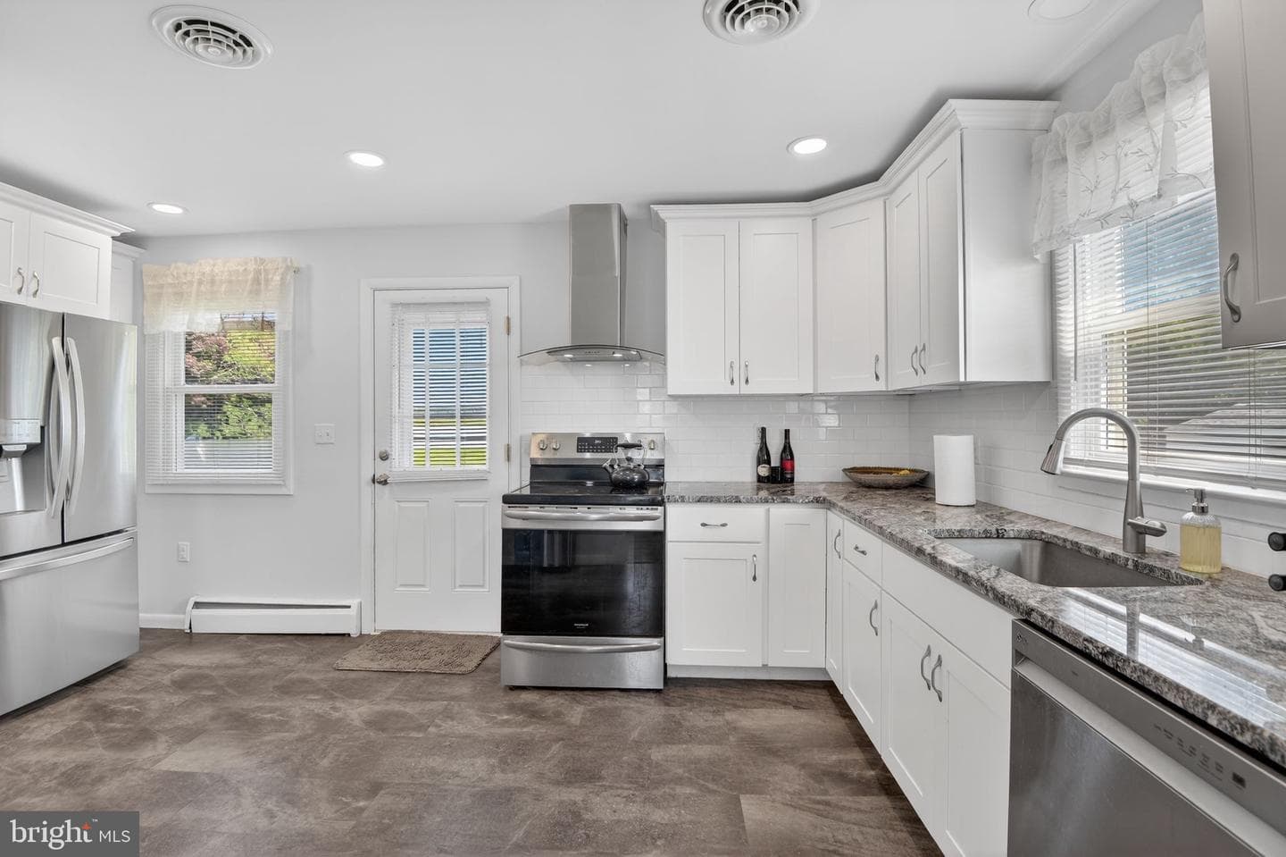 112 Walnut Street photo 7