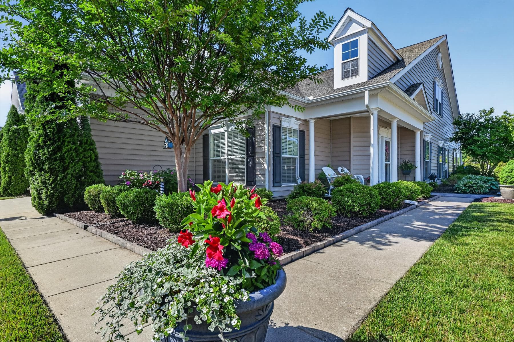 510 Symphony Way, Centreville
