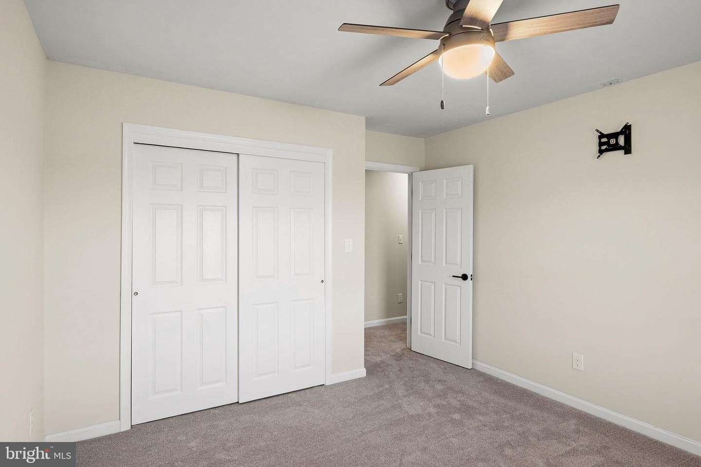 223 Overlook Drive photo 37