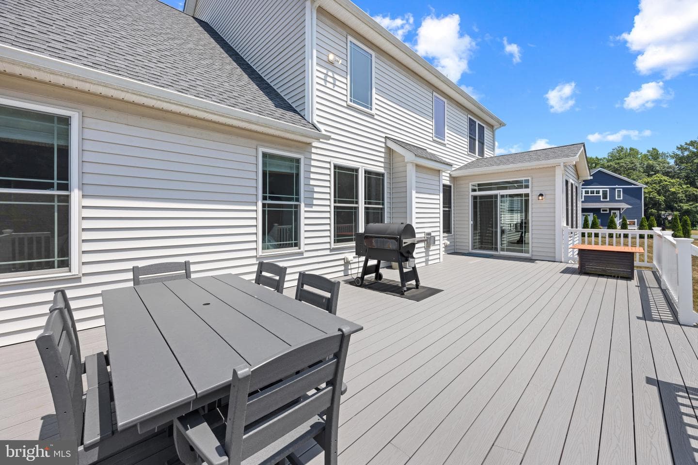 143 Thicket Court photo 19