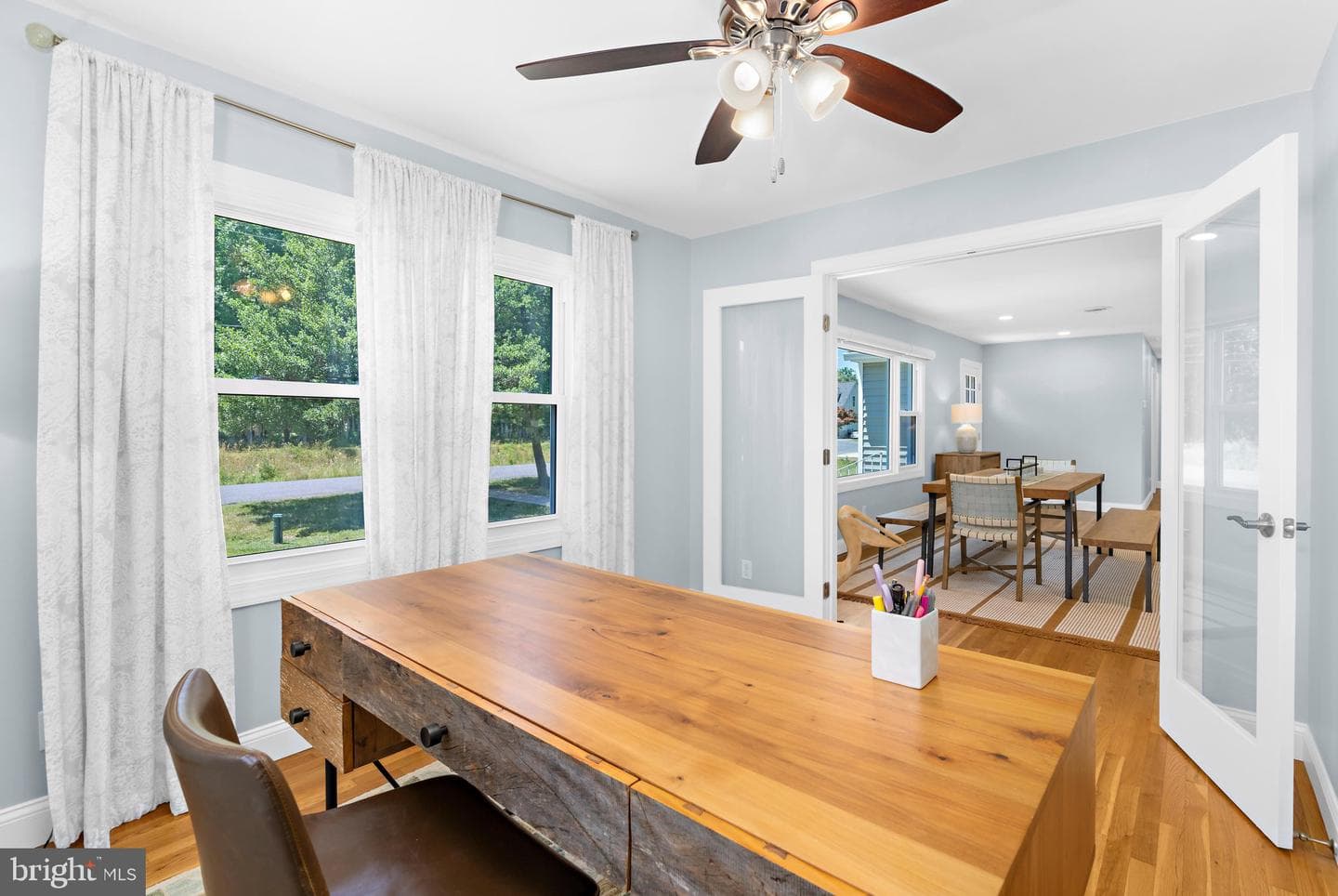 205 Riverside Drive photo 17