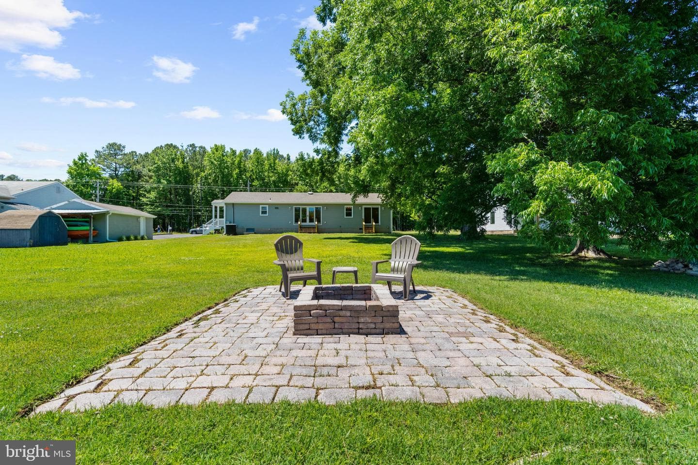 205 Riverside Drive photo 28