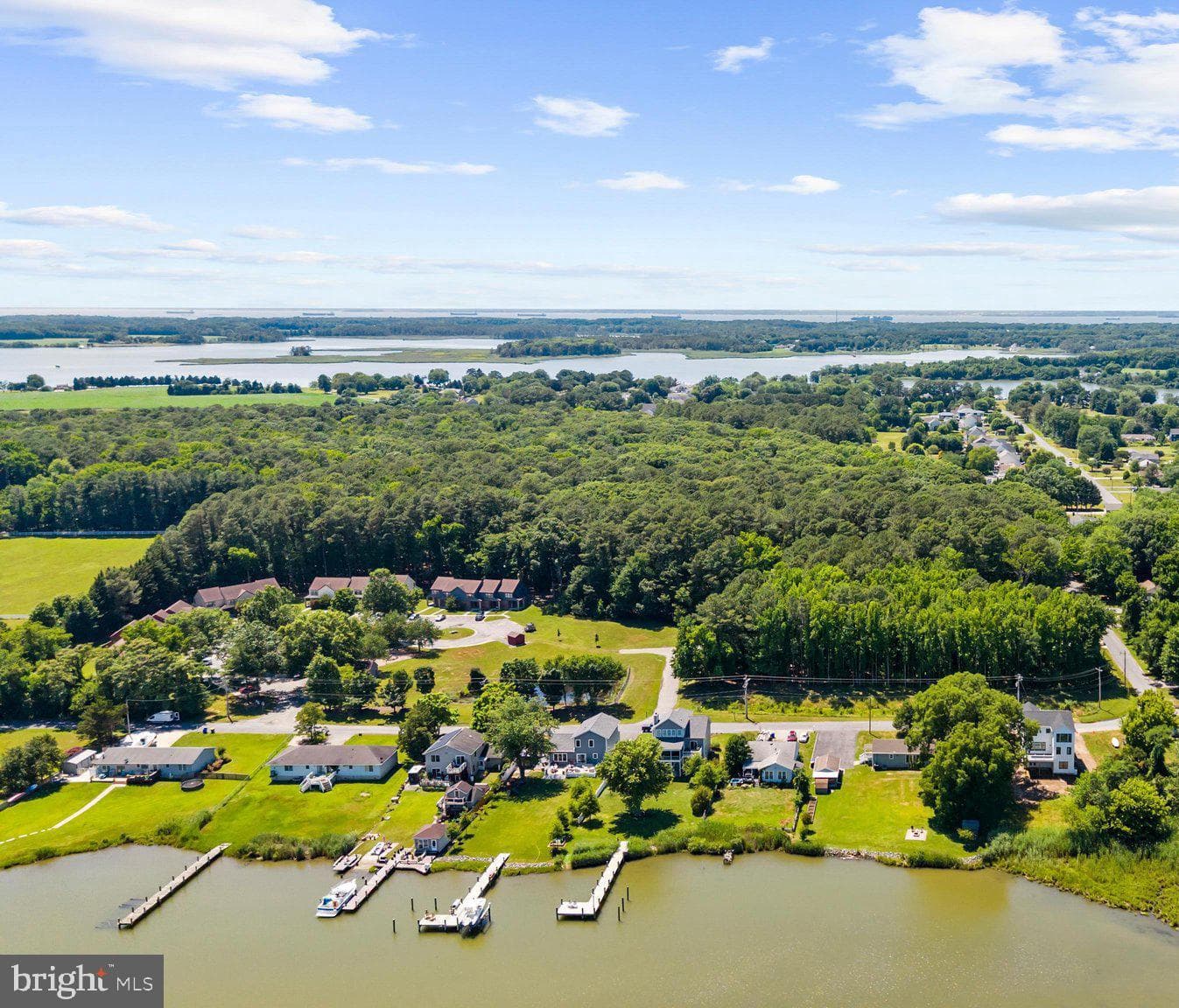205 Riverside Drive photo 33