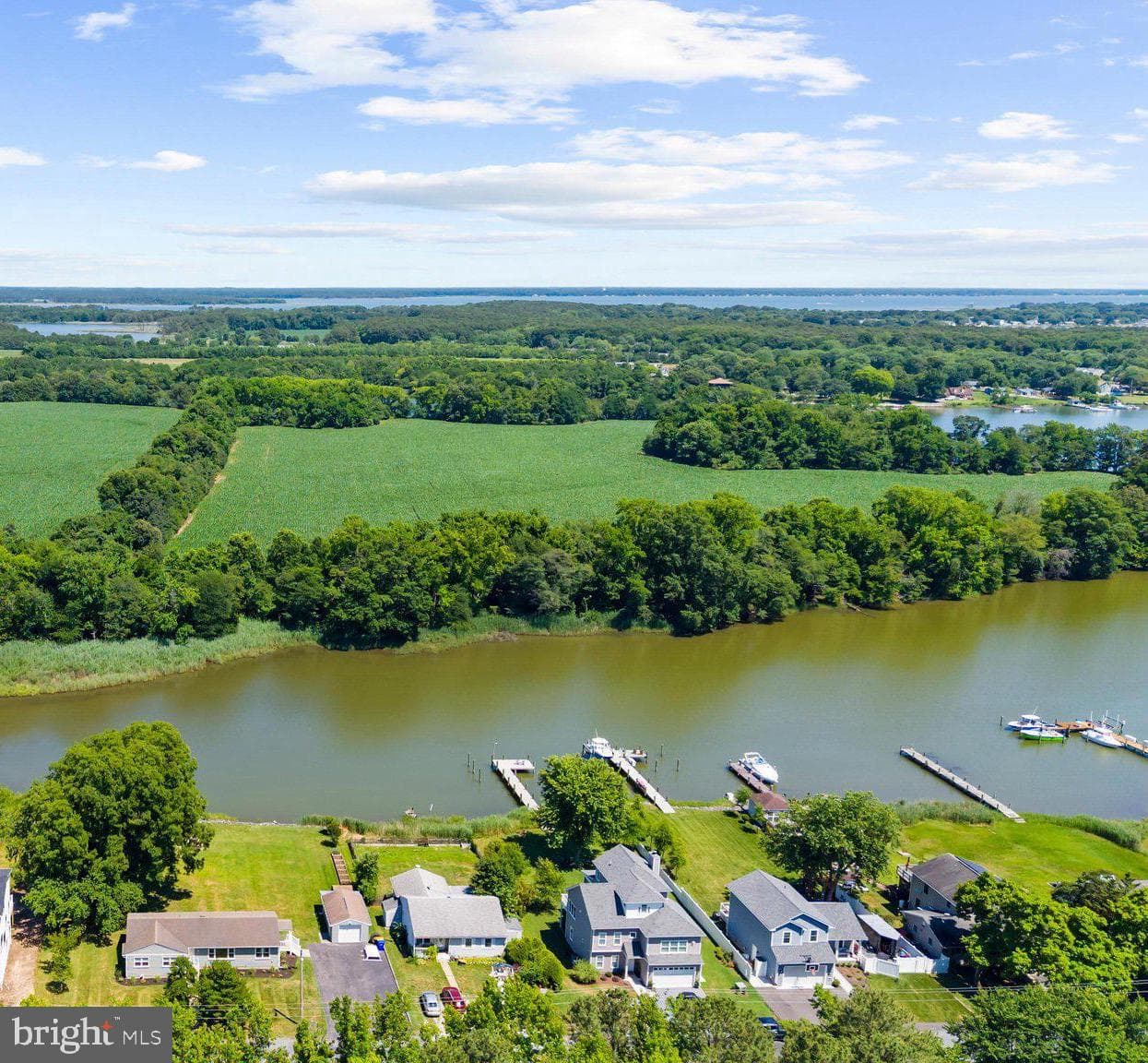 205 Riverside Drive photo 35