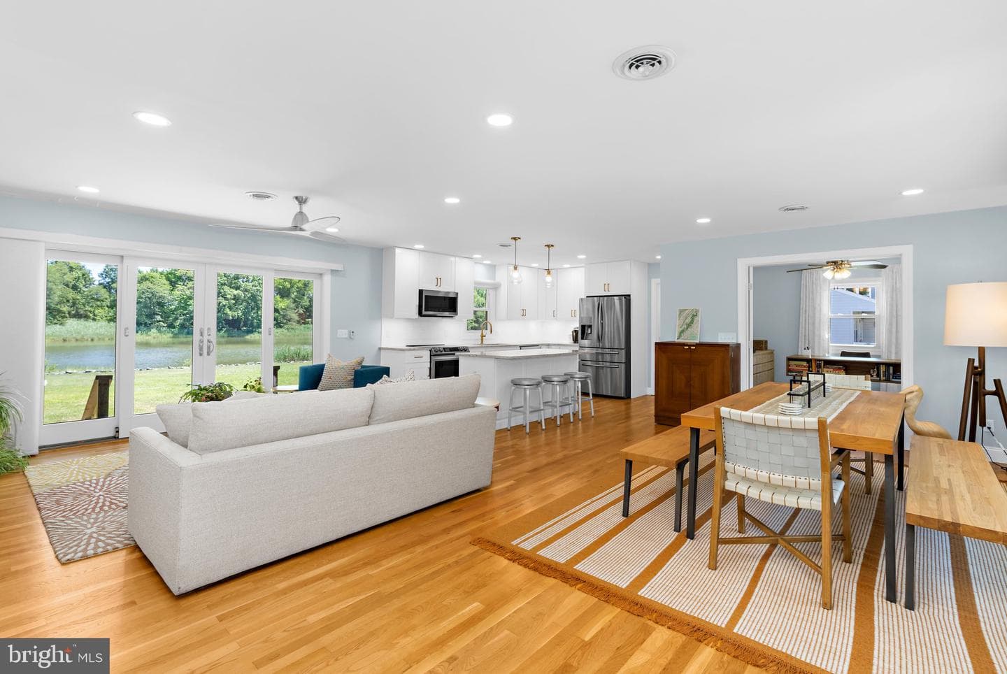 205 Riverside Drive photo 5
