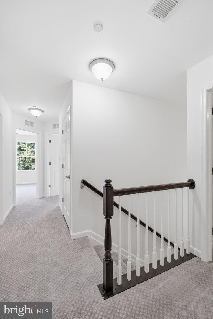 124 Riverside Drive photo 18