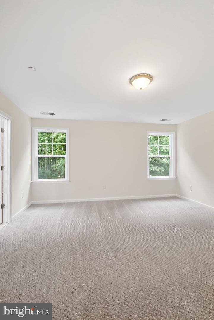 124 Riverside Drive photo 23