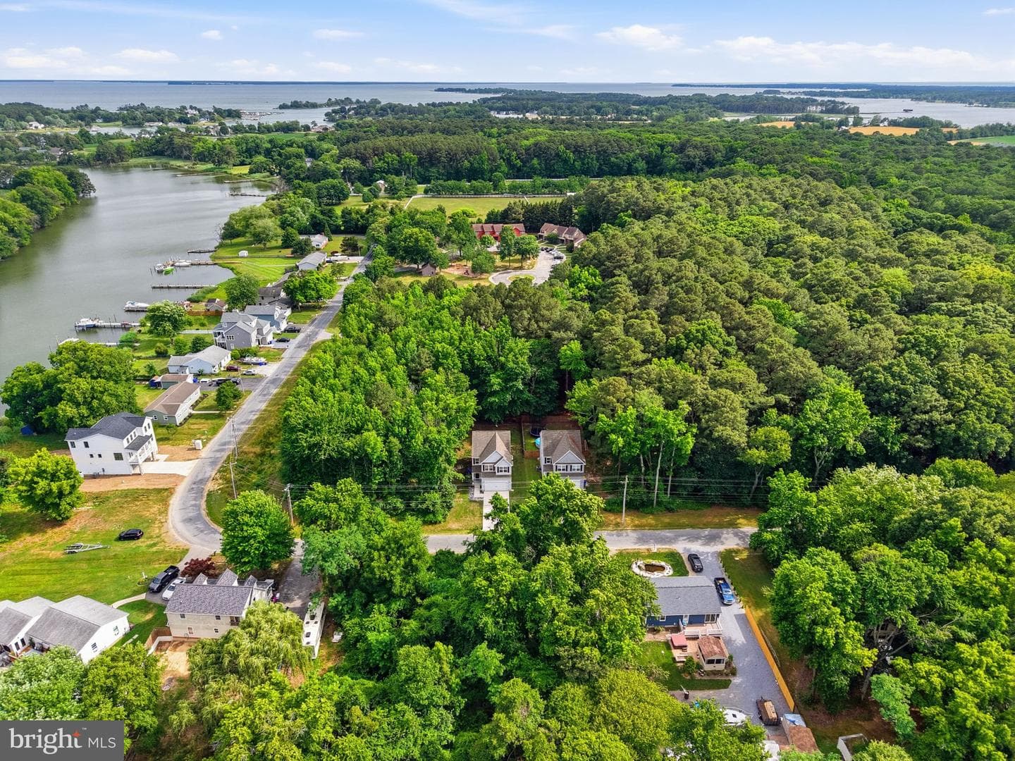 124 Riverside Drive photo 33