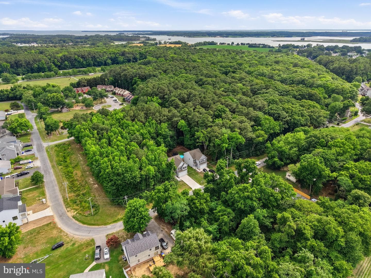124 Riverside Drive photo 35